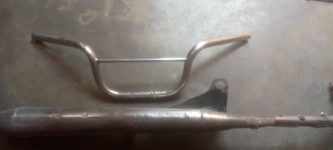 Silencer Aur Bike CD 70cc  Handle For Sale Used