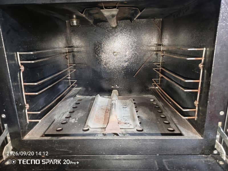 Baking Oven 1