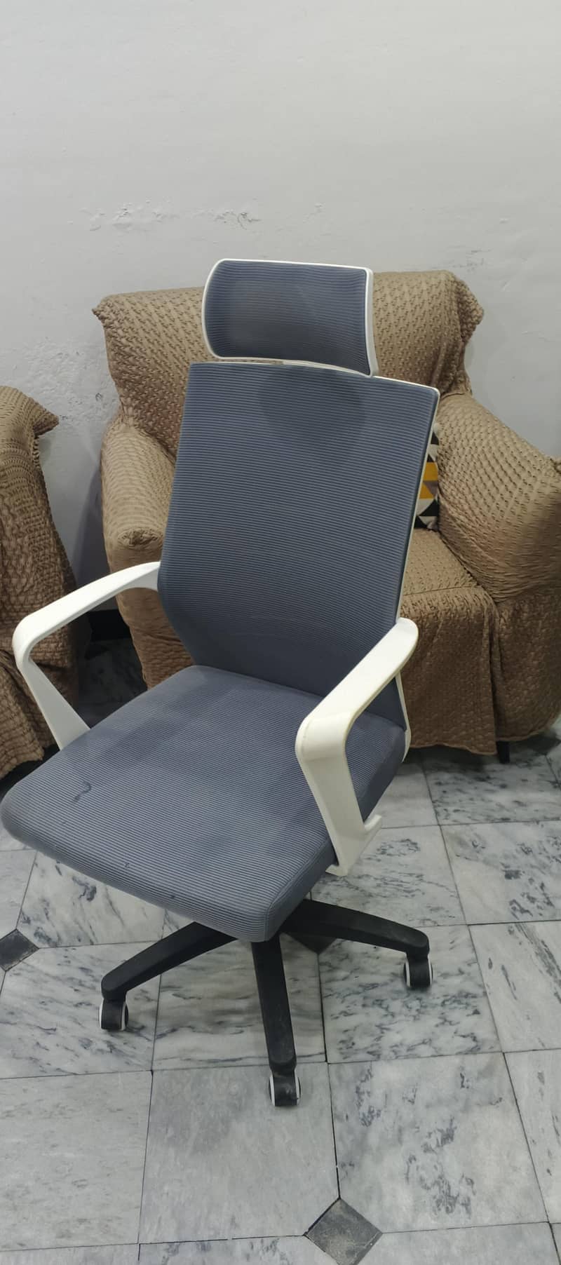 executive chair 3