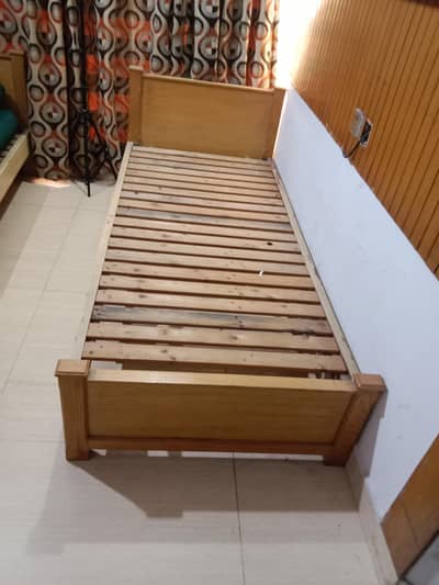 single beds hy too hy wooden hy both achy BNY howy hy