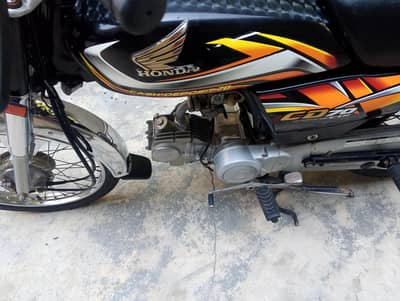 Honda 70. . . . 2022. . . . pack engine. . . no scratches