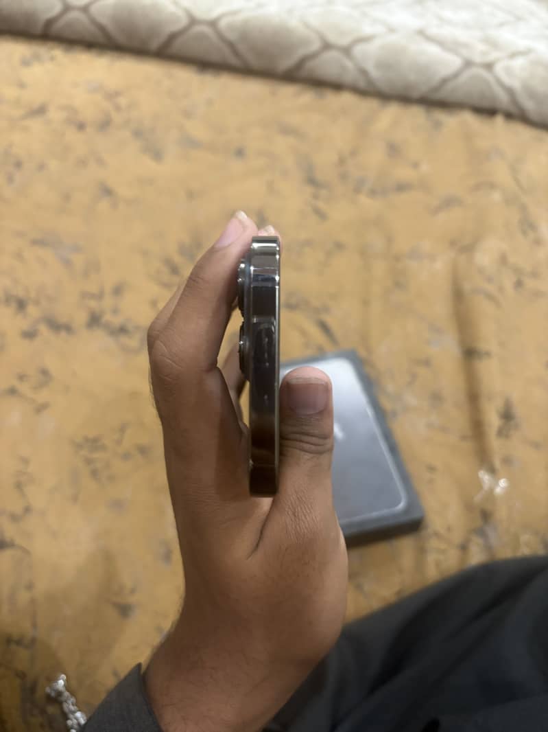 Apple iPhone 13 Pro 3