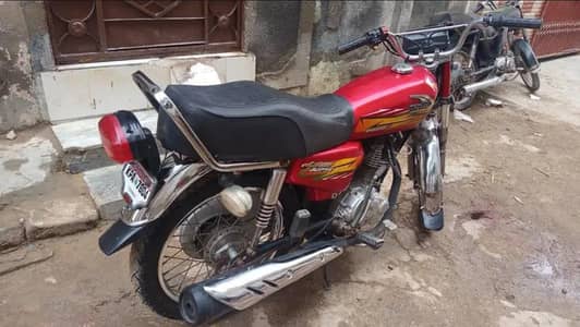 UNITED 125