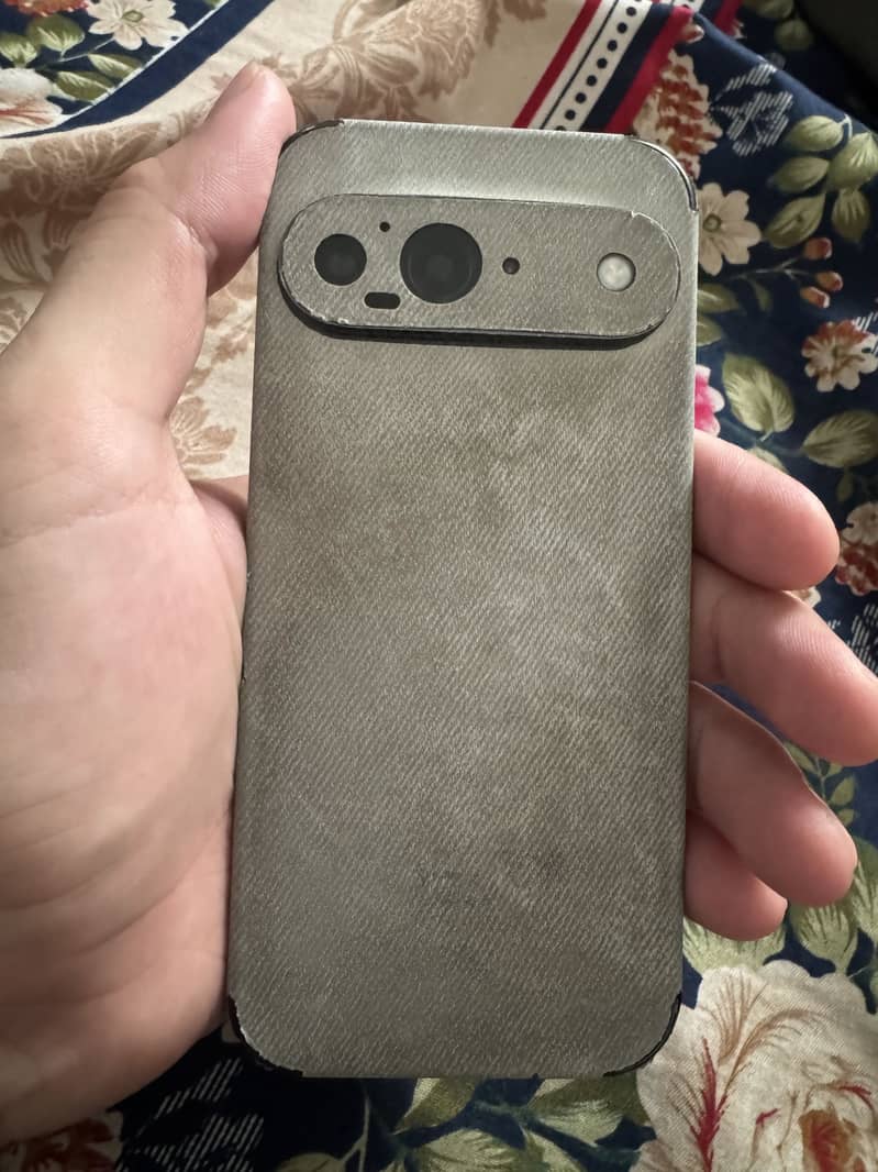 Google Pixel 9 2