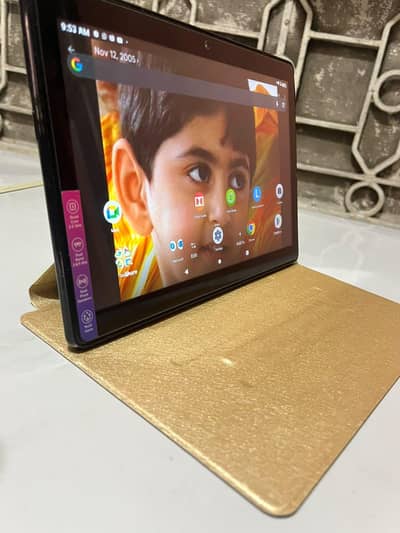 Lenovo M10 Tab (10 inches) with box