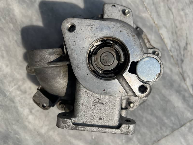 BMW E90 Coolant Pump 10