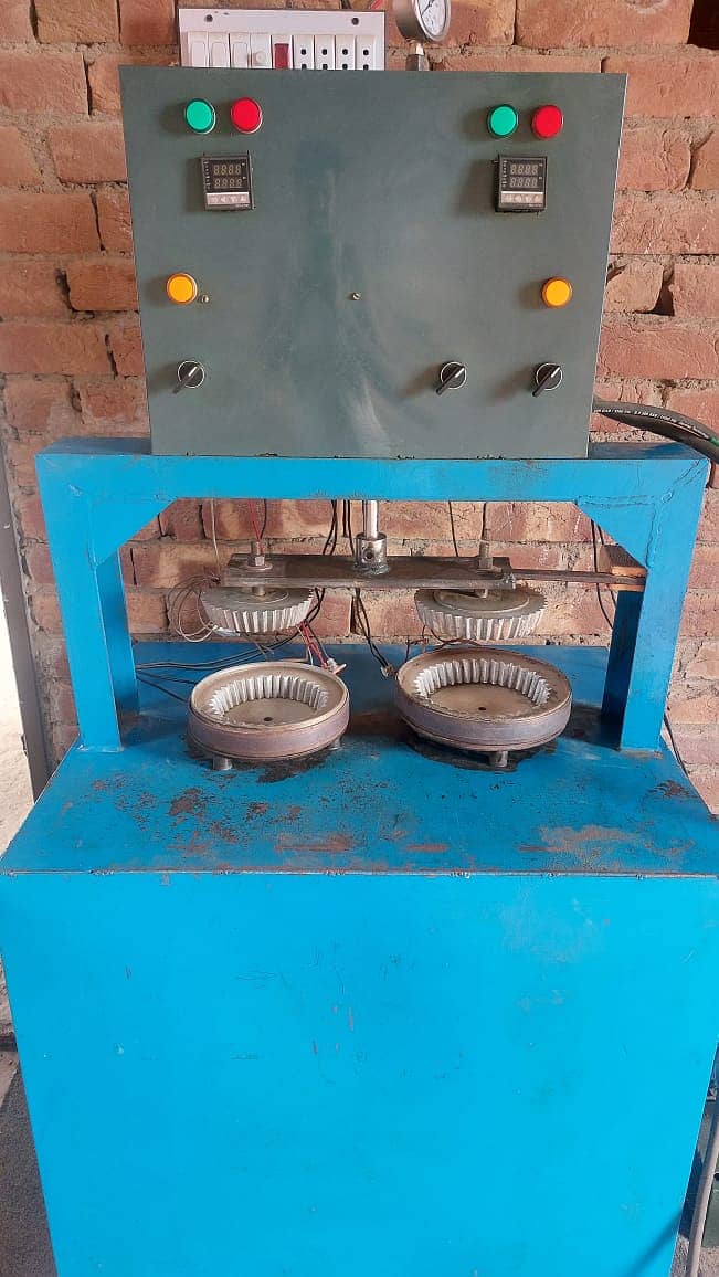 Disposable plates making machine 2