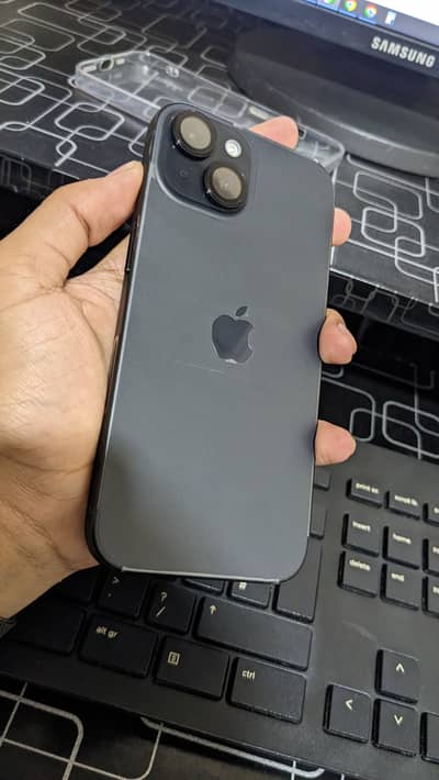 Apple iPhone 15