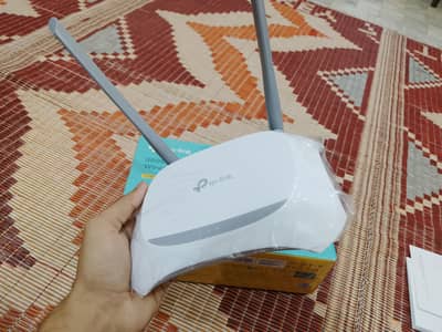 TP-Link Wifi Router and Wifi Router Power Bank (Box Open)