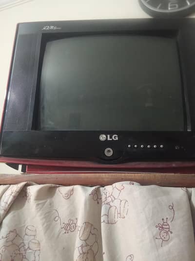 t v LG good condition