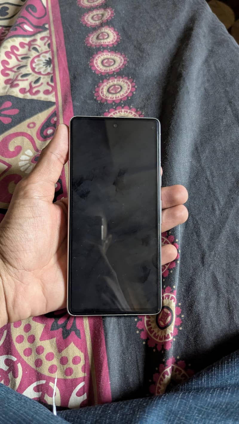 Google Pixel 7 5