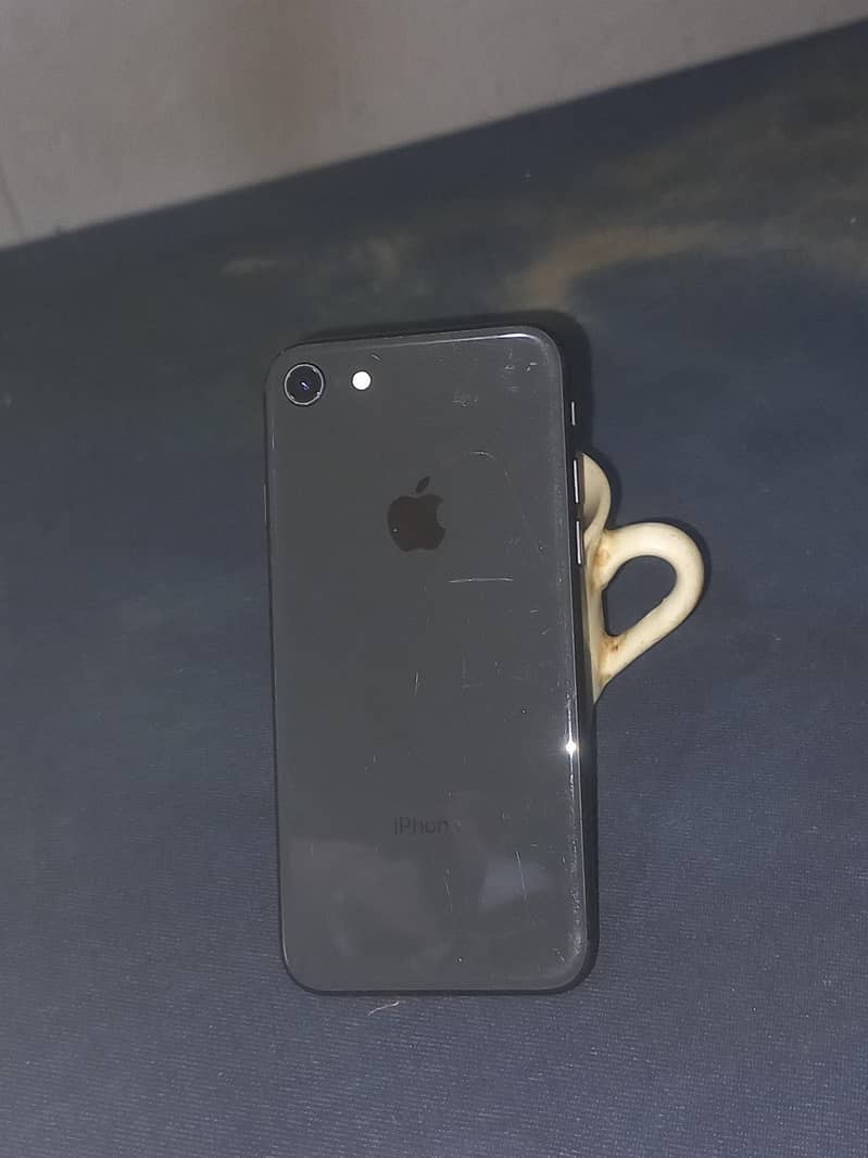 iPhone 8 1