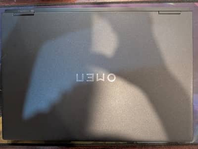 HP OMEN 17”3 i7 13700HX 3 RTX 4070 32/1tb 140wGaming laptop