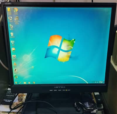 Hanns . G 19 inch LCD for sell