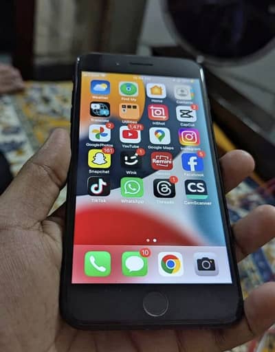 iphone 7 128 gb jet black colour shine 10/10