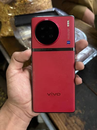 Vivo X90s