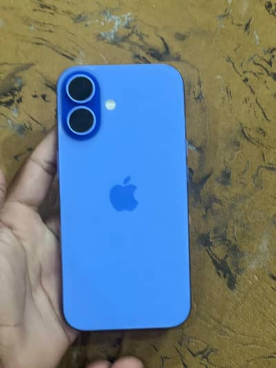 Apple iPhone 16
