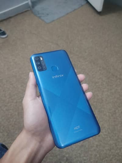 Infinix Hot 9 Play 4GB/64GB in 10/10 Condition