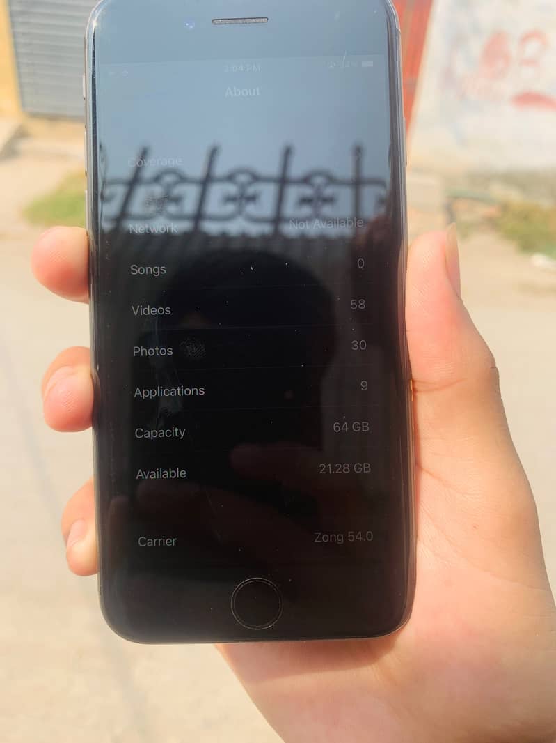 Apple iPhone 8 4