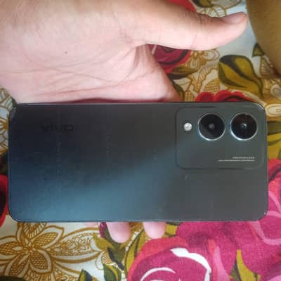 Vivo Y17s