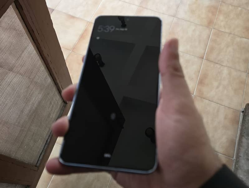 Google Pixel 8 Pro 2