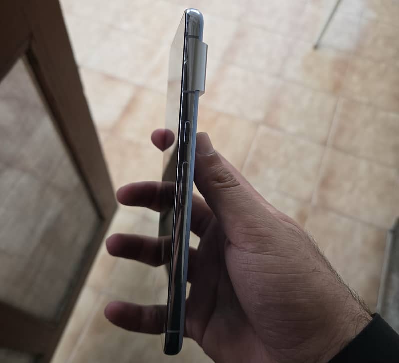 Google Pixel 8 Pro 3