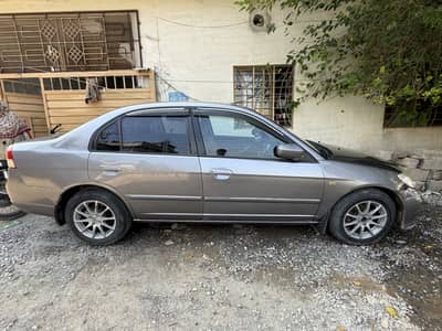 Honda Civic Prosmetic 2004