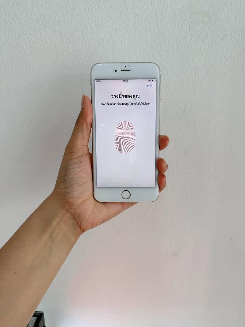 Apple iPhone 6S Plus 2