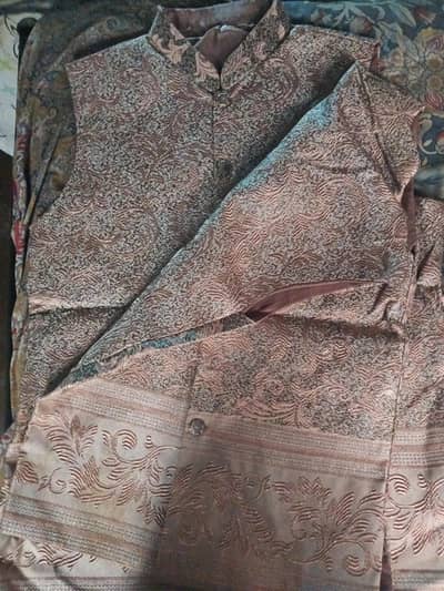 Peach Eastern Waist Court