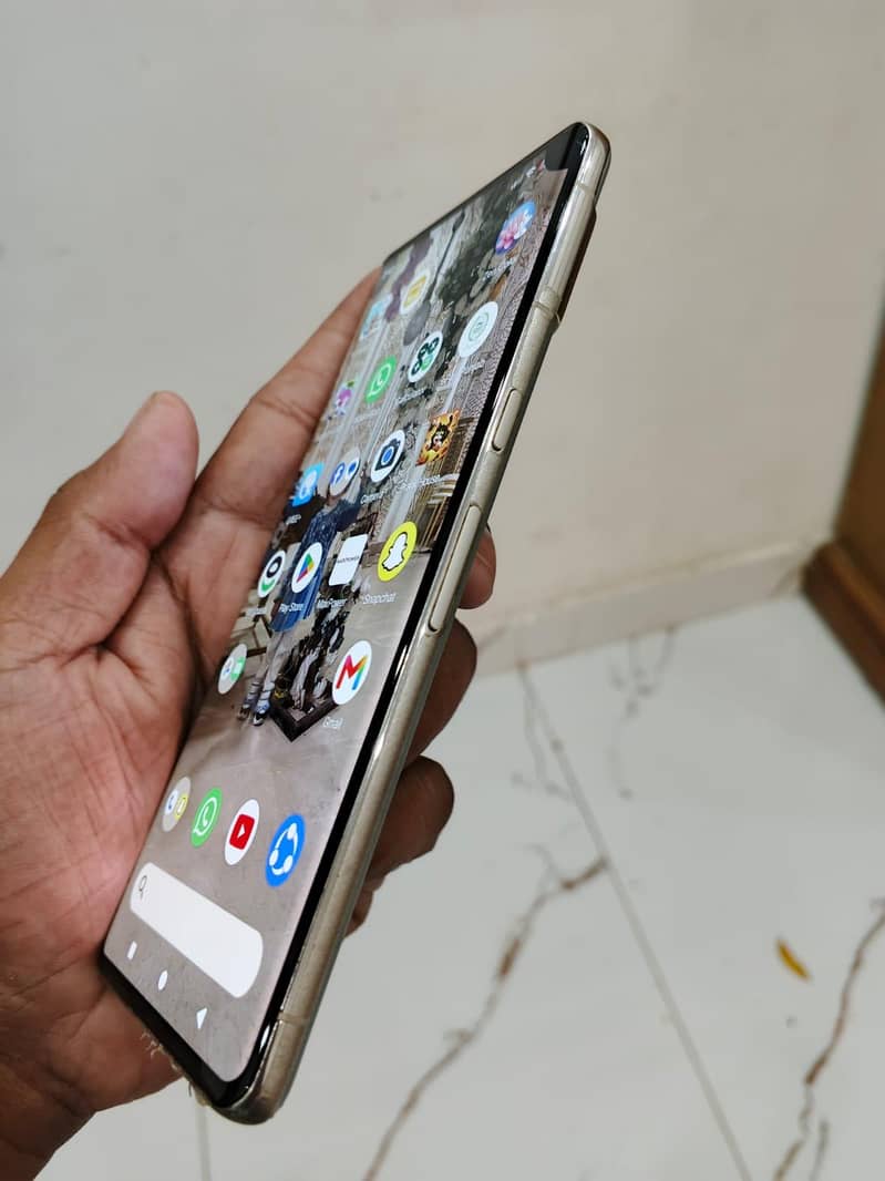 Google Pixel 7 Pro 4