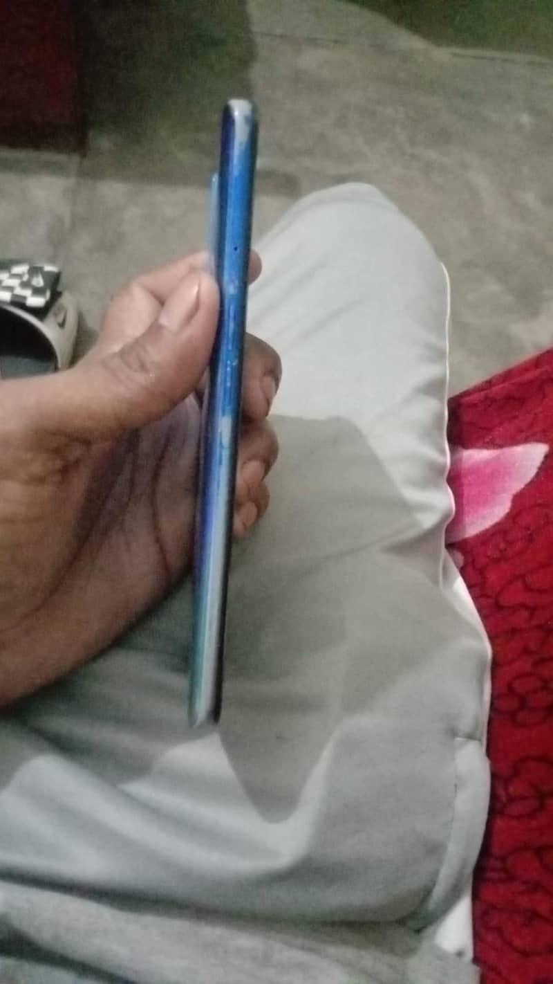 OPPO A54 5