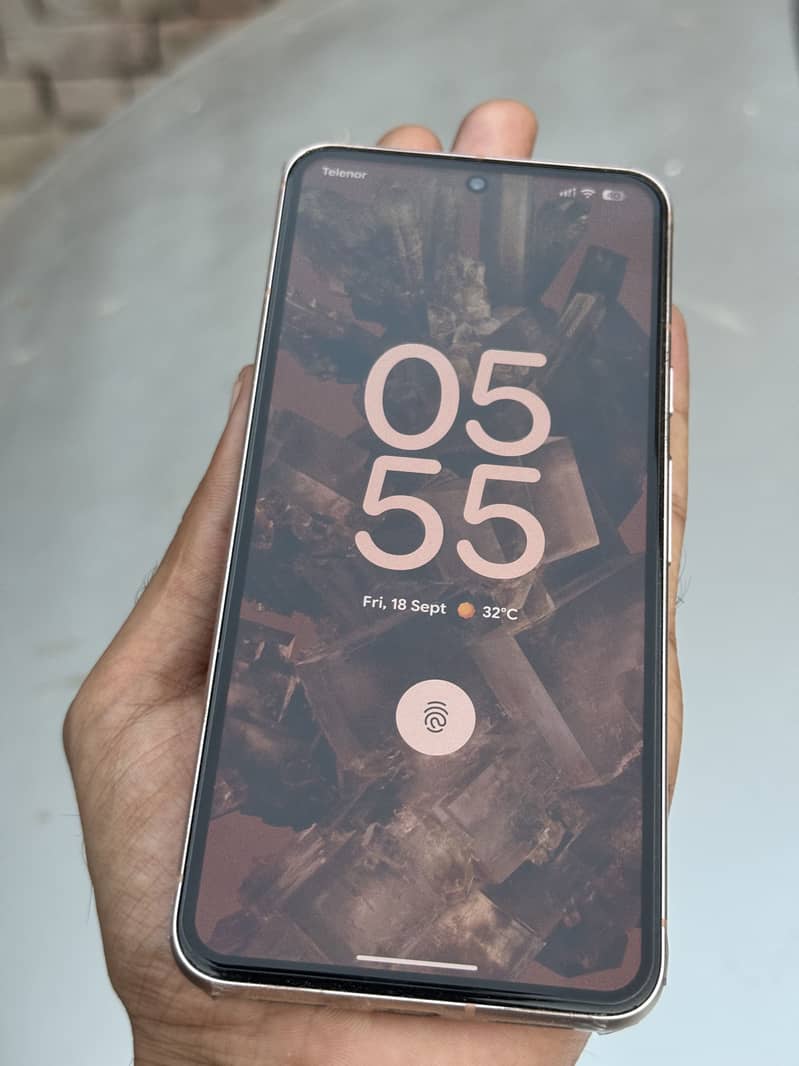 Google Pixel 8 1