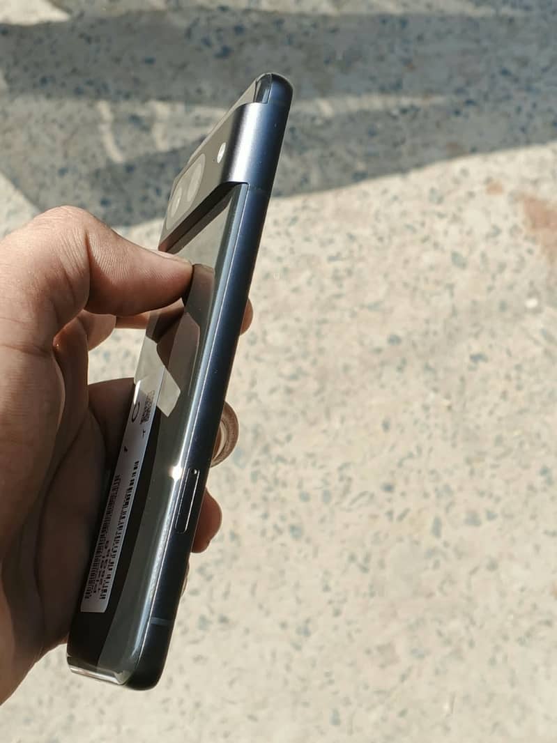 Google Pixel 8 3