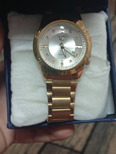 Seiko Style Golden Watch – Elegant Stainless Steel