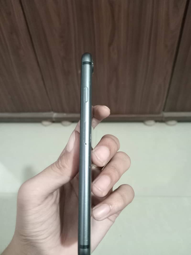 Apple iPhone 8 2