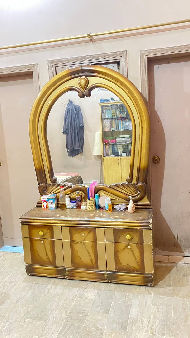 Bed sides table corner and dressing table 2
