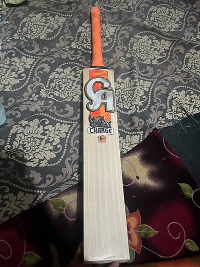 New English Willow Bat ca charge at whole sale price urgent sale