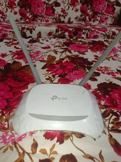 Tp link wireless router  Model TL-WR840N