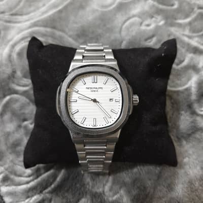 Patek Phillipe genve WhatsApp num 0-3-2-3-3-8-8-6-8-4-5