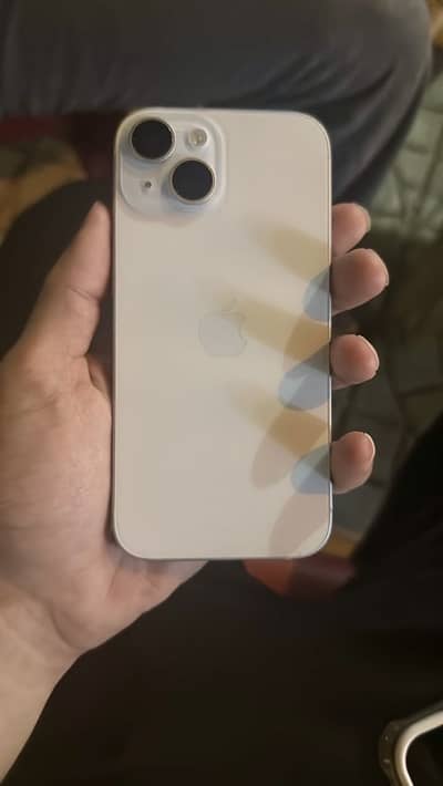 Apple iPhone 15