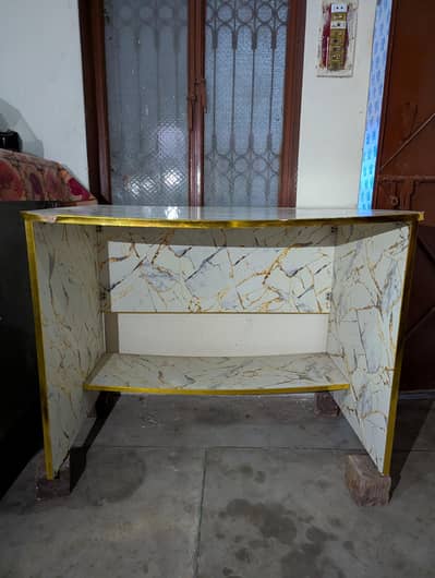 laptop table