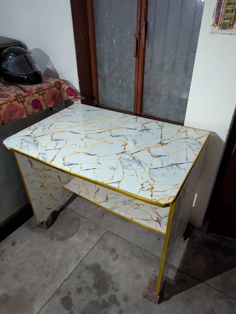 laptop table 2