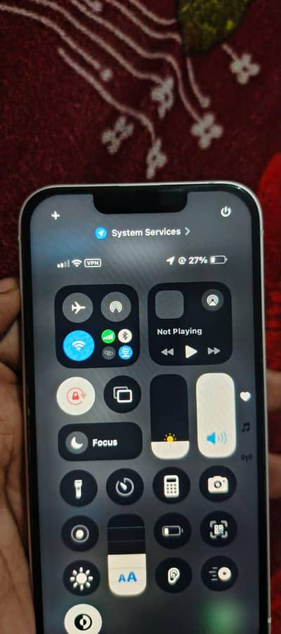 Apple iPhone 13