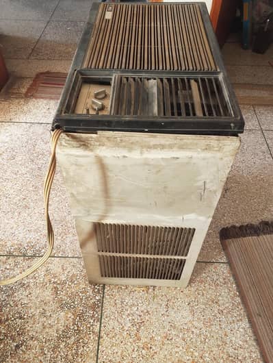 PEL Window AC 1.5 Ton PAC-190Q 19500 BTU - Original Condition