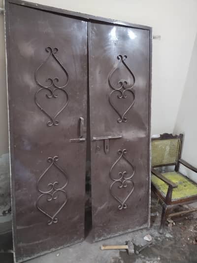 door available in good quality