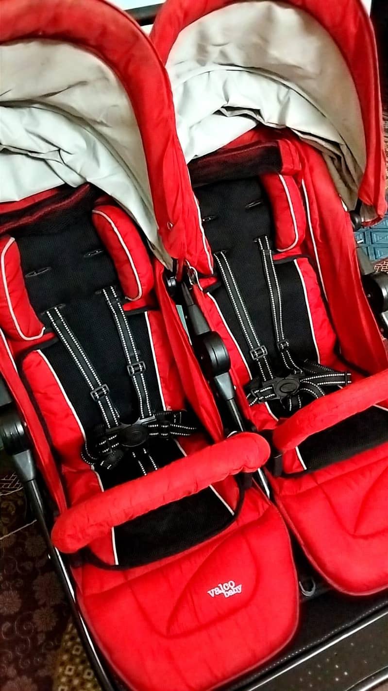 twin stroller 0