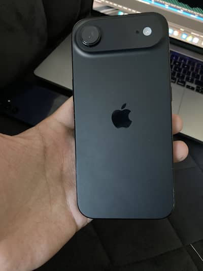 Apple iPhone 17 Air black 256GB exchange available