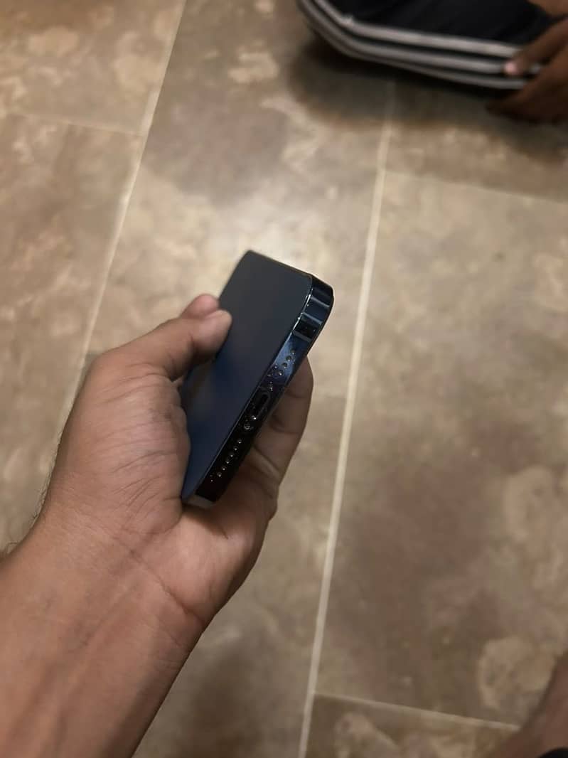 Apple iPhone 12 Pro Max 1