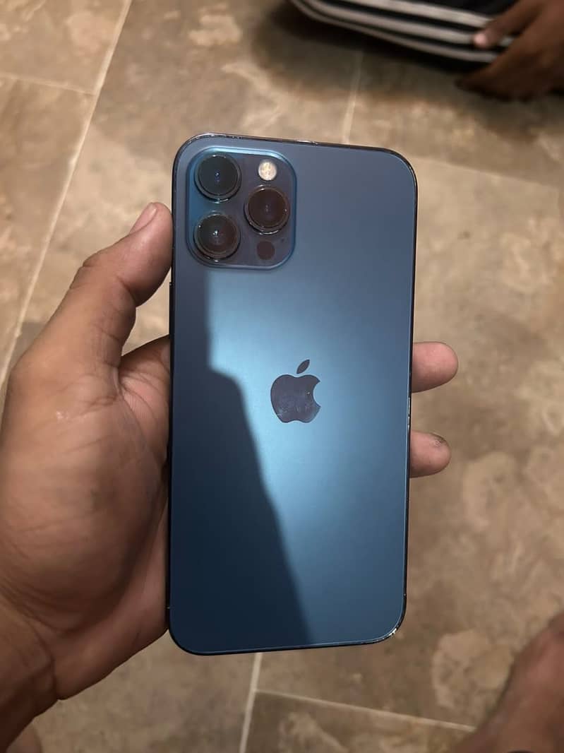 Apple iPhone 12 Pro Max 2