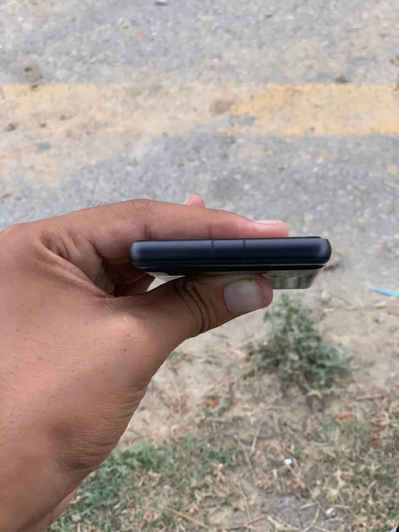 Google Pixel 7a 3